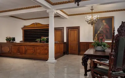 Photo 3 - Le Richelieu Hotel
