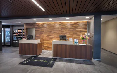 Photo 2 - Courtyard by Marriott Russellville