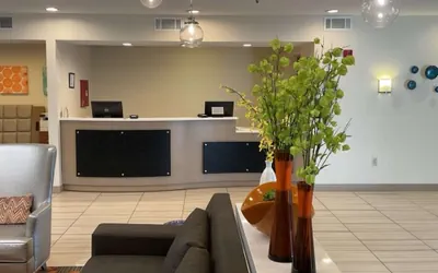 Photo 5 - Best Western Erie Inn & Suites