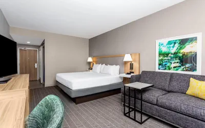 Photo 5 - Hampton Inn & Suites Port St. Lucie, West