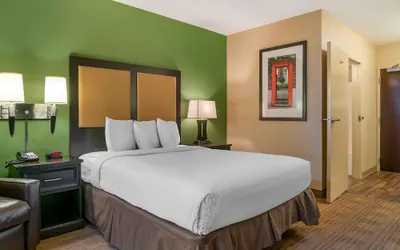 Photo 3 - Extended Stay America Select Suites - Detroit - Roseville