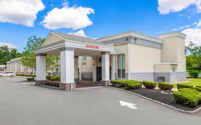 Photo 2 - Quality Inn Edison-New Brunswick