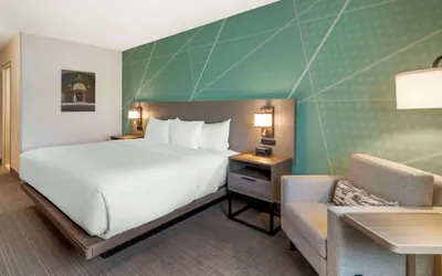 Photo 4 - Comfort Inn & Suites Saratoga Springs