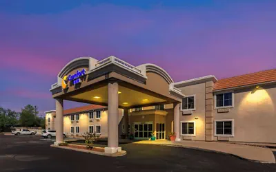 Photo 2 - Comfort Inn Green Valley I-19