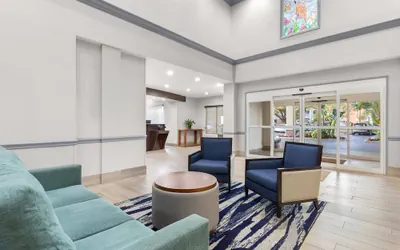 Photo 3 - Comfort Suites Near Universal Orlando Resort