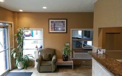 Photo 4 - Downtown Value Inn