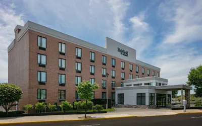 Photo 2 - Fairfield Inn by Marriott JFK Airport