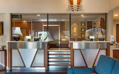 Photo 3 - Comfort Inn & Suites Redwood Country