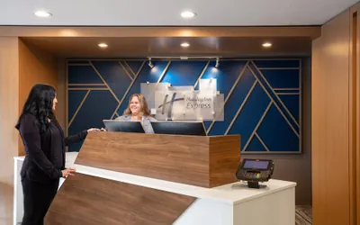 Photo 2 - Holiday Inn Express Bothell by IHG
