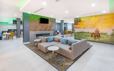 Photo 3 - La Quinta Inn & Suites by Wyndham Pharr RGV Medical Center