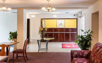 Photo 4 - Econo Lodge Petersburg - Fort Lee