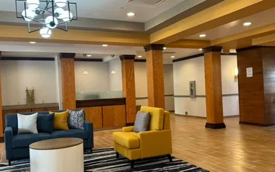 Photo 4 - Comfort Inn & Suites Akron South