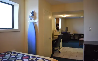 Photo 5 - Super 8 by Wyndham Atlantic City