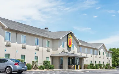 Photo 2 - Super 8 by Wyndham Hagerstown/Halfway Area