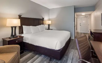 Photo 2 - Best Western Paramus Hotel & Suites