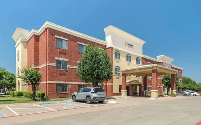Photo 2 - Comfort Suites McKinney - Allen