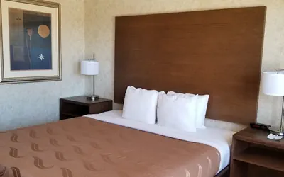 Photo 5 - Econo lodge Flagstaff East I-40