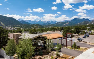Photo 2 - Hotel Estes