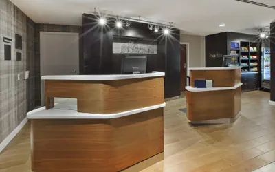 Photo 3 - Courtyard Somerset by Marriott