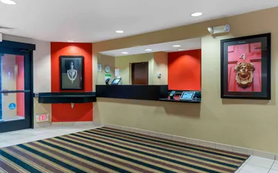 Photo 3 - Extended Stay America Suites Detroit Metropolitan Airport