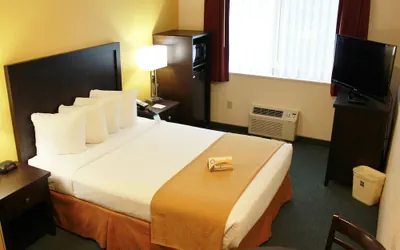 Photo 5 - Quality Inn & Suites Springfield - Eugene North