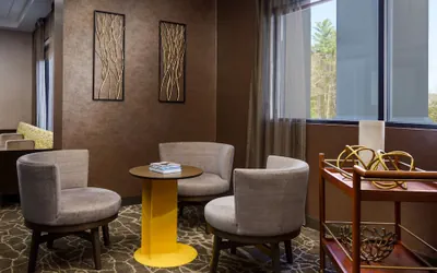 Photo 4 - SpringHill Suites by Marriott Manchester-Boston Regional Airport