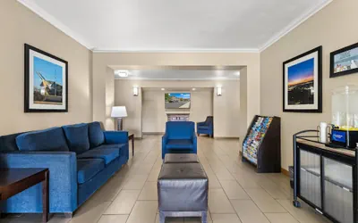 Photo 4 - Comfort Inn & Suites Lancaster Antelope Valley