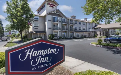 Photo 2 - Hampton Inn Ukiah CA