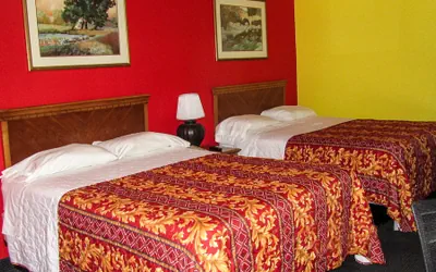 Photo 5 - Homeplace Inn