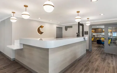Photo 4 - Comfort Inn Fontana