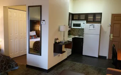 Photo 3 - Staybridge Suites Chicago-Oakbrook Terrace by IHG