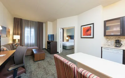 Photo 5 - Staybridge Suites Chicago-Oakbrook Terrace by IHG