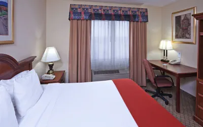Photo 3 - Holiday Inn Express Hotel & Suites Mesquite by IHG
