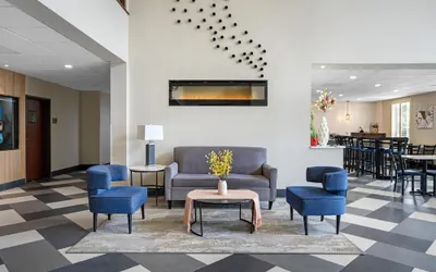 Photo 4 - BEST WESTERN PLUS McKinney Inn & Suites