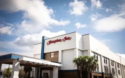 Photo 2 - Hampton Inn Hammond