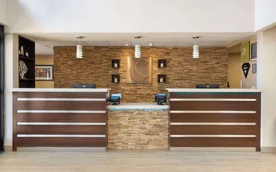 Photo 4 - Comfort Suites Northside Hospital Gwinnett