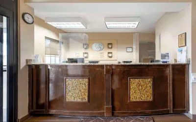 Photo 3 - Comfort Suites Port Allen - Baton Rouge