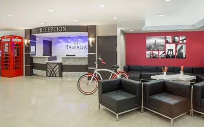 Photo 3 - Ramada by Wyndham Miami Springs/Miami International Airport