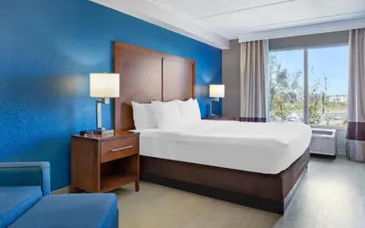 Photo 5 - Comfort Inn & Suites Orlando North