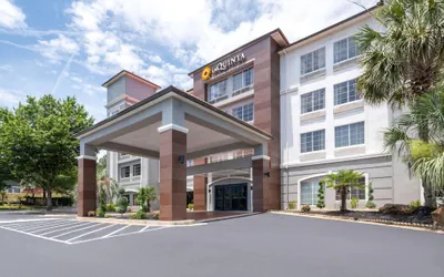 La Quinta Inn & Suites by Wyndham Atlanta Stockbridge