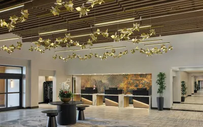 Photo 4 - Chicago Marriott Northwest
