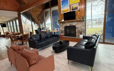 Photo 3 - Days Inn by Wyndham Rutland/Killington Area