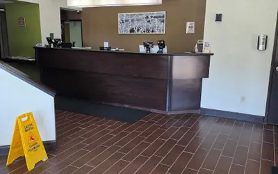 Photo 2 - Austinburg Hotel
