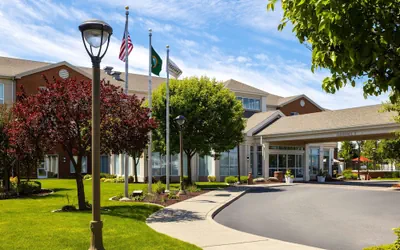 Photo 2 - Hilton Garden Inn Spokane Airport