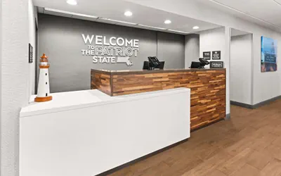 Photo 4 - Hampton Inn Seekonk