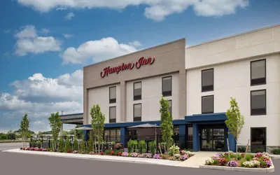 Photo 2 - Hampton Inn Seekonk