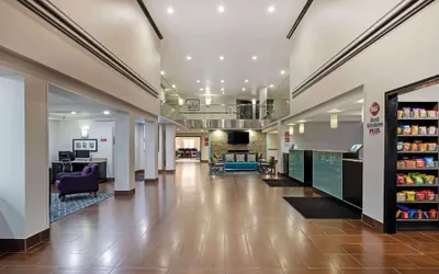 Photo 3 - Best Western Plus Greenwood/Indy South Inn