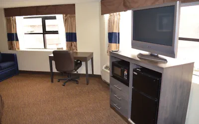 Photo 4 - Baymont by Wyndham Downtown Detroit