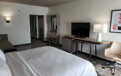 Photo 5 - Holiday Inn & Suites Wausau-Rothschild by IHG
