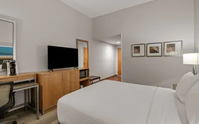 Photo 4 - Holiday Inn Express Hershey - Harrisburg Area by IHG